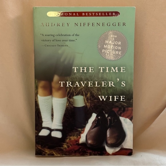 PAPERBACK Other - The Time Traveler's Wife by Audrey Niffenegger | Fiction, Romance|Paperback Book